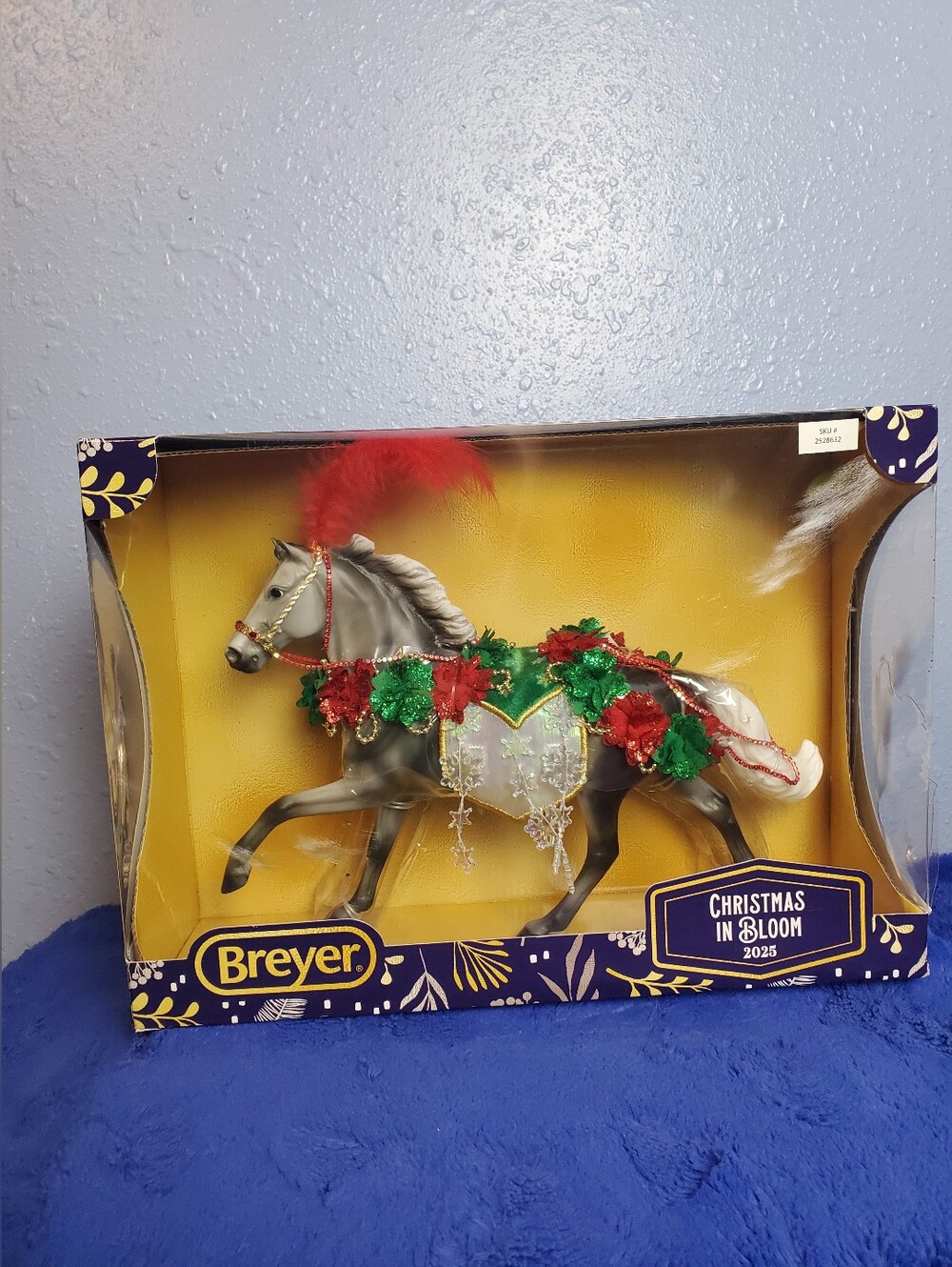 Breyer Christmas In Bloom 2025 Holiday Collectors Horse NIB Read Description